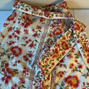 Sezane Floral Skirt in Red and Cream Wrap adjustable waist Sz 34